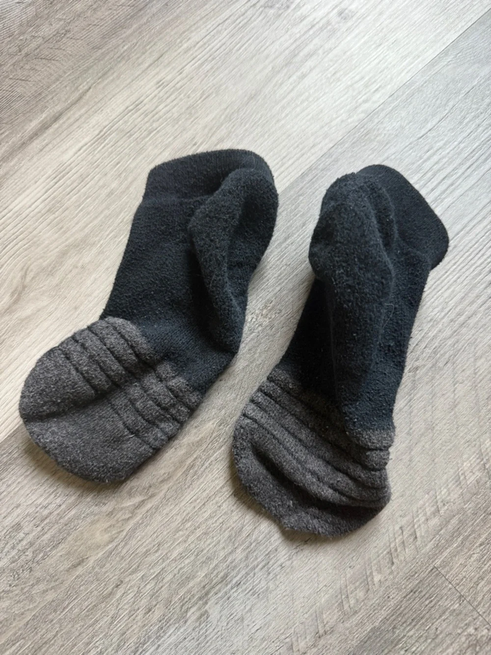Under Armour Black Athletic Ankle Socks Dark Gray Toe Gym - Picture 4 of 8